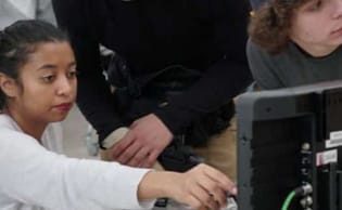 img-realisateur-audiovisuel-hero