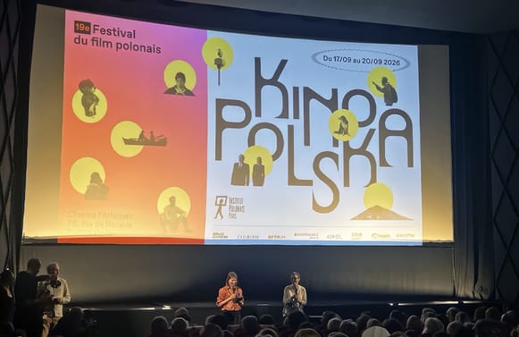 Ouverture du 19e festival KINOPOLSKA devant l’écran du cinéma L’Arlequin, à Paris
