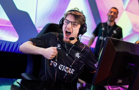 img - communique - F9