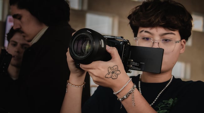 Les étudiants d'EICAR testent le matériel Nikon