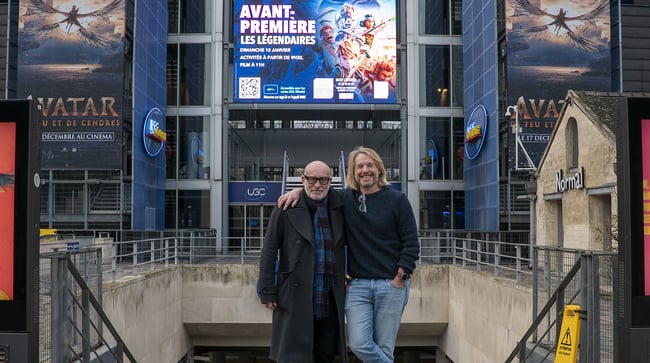 Guillaume Ivernel et David Baudry, pris en photo par des étudiants