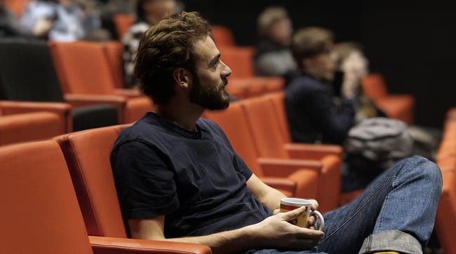 Ambroise Carminati dans le public avec les étudiants
