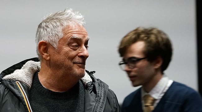 img-projection-pascal-plisson