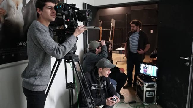 img-assistant-camera-2