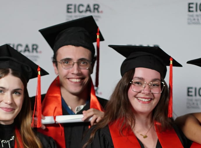 img-header-diplomes-titres